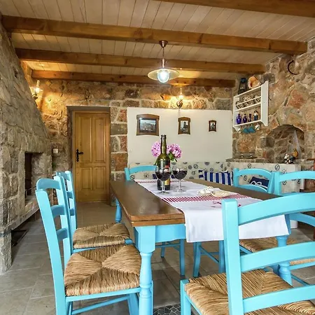 Luxurious In Risika With Private Holiday home Vrbnik