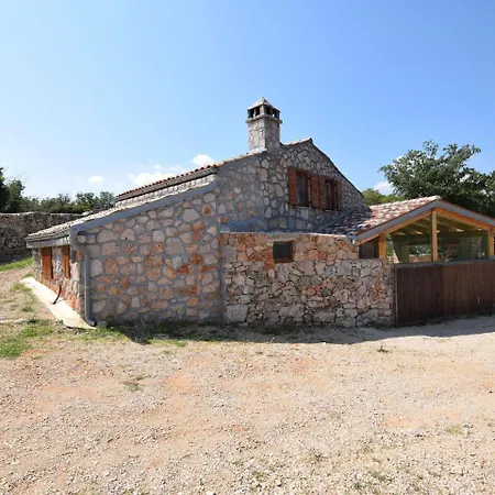 Luxurious In Risika With Private Holiday home *